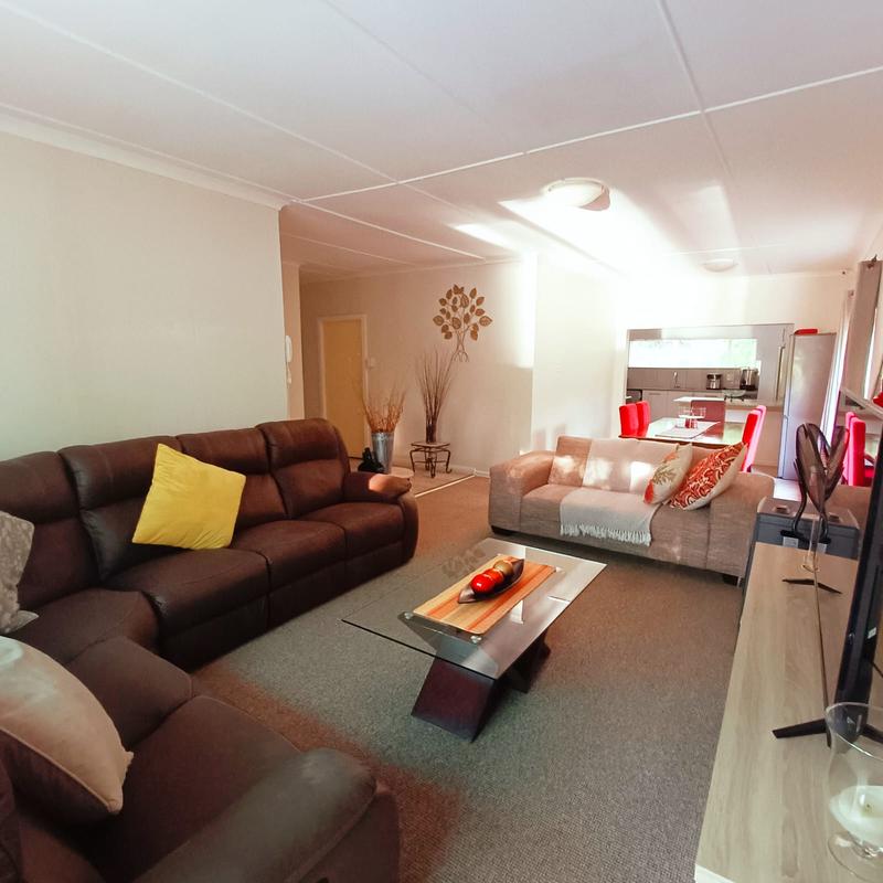 5 Bedroom Property for Sale in Bergsig Eastern Cape